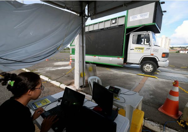 Detran-BA realiza vistoria nos trios elétricos até o próximo dia 20