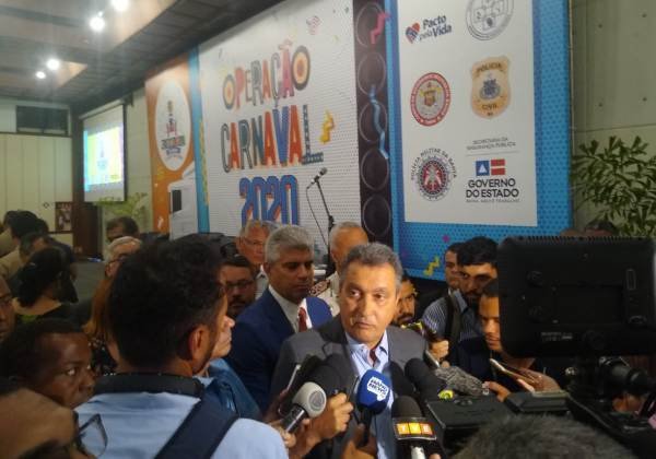 Rui orienta PMs a não entrar no meio da multidão: ‘Melhor que observe à distância’