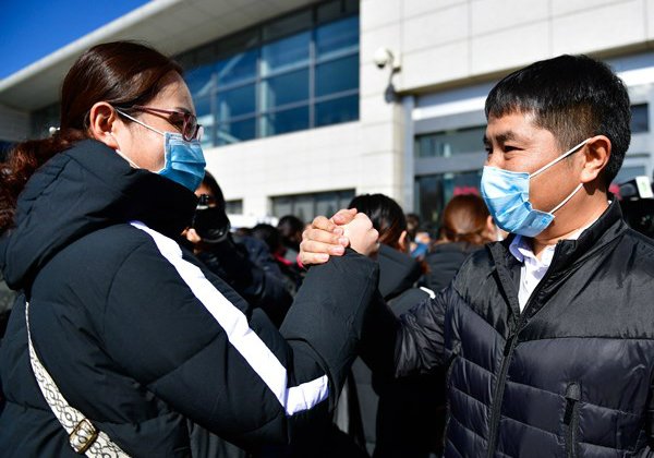 China tem 1.770 mortes por coronavírus; escolas continuam fechadas