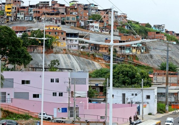 Governo abre licitação para obras de contenção em 15 áreas de risco da capital