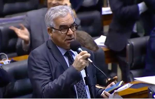 Deputado Zé Neto é o segundo parlamentar mais influente nas redes sociais