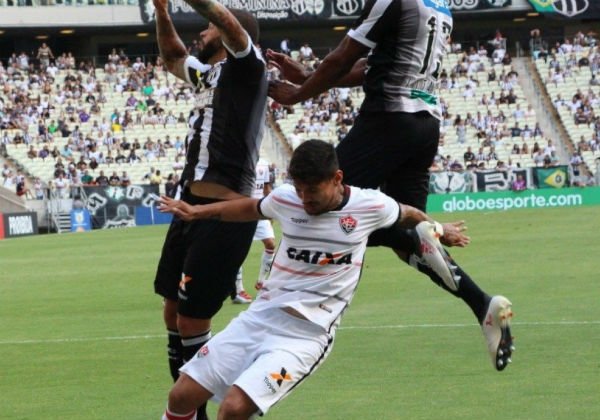 Vitória desliza e perde para Ceará em jogo de ida pela 3ª fase da Copa do Brasil