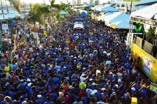 Micareta de Feira 2020 é adiada por tempo indeterminado, confirma prefeito Colbert Martins