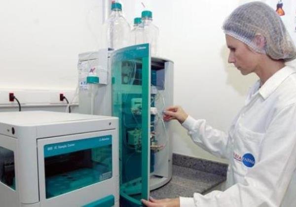 Laboratórios de Salvador são obrigados a informar casos positivos de Covid19