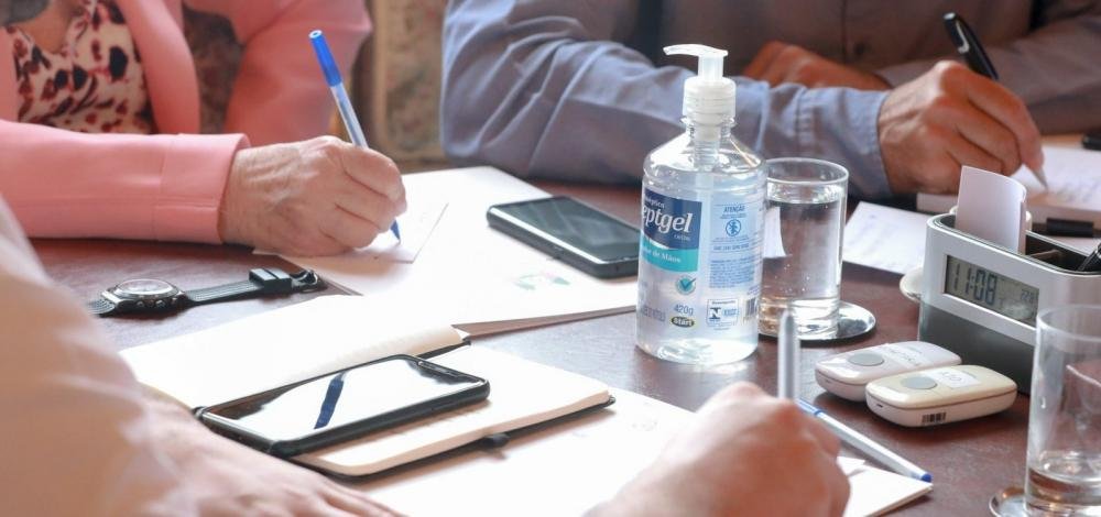 Governo publica decreto com medidas de combate ao coronavírus; confira