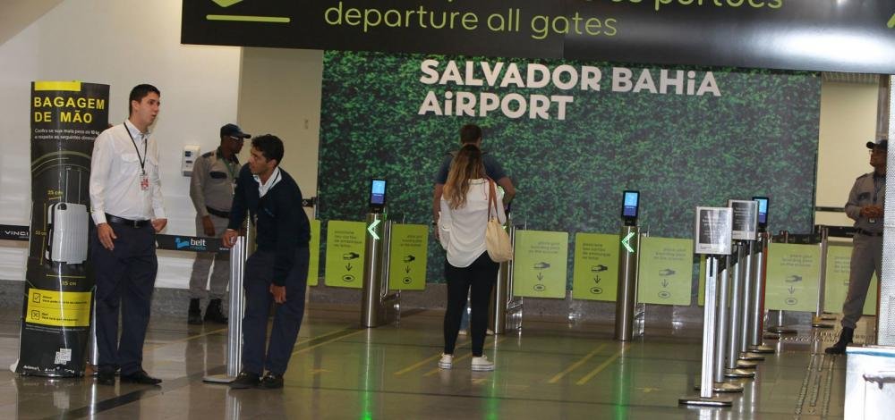 Governo limita entrada de passageiros estrangeiros de voos internacionais