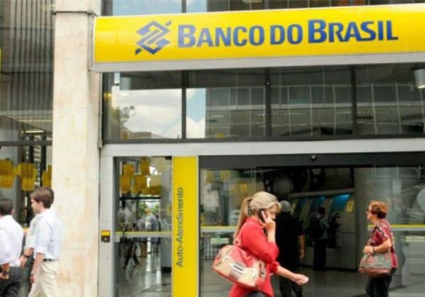 Febraban orienta que clientes de bancos evitem agências