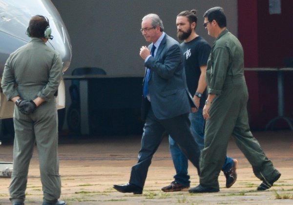 Juíza autoriza ida de Eduardo Cunha para prisão domiciliar por risco de coronavírus