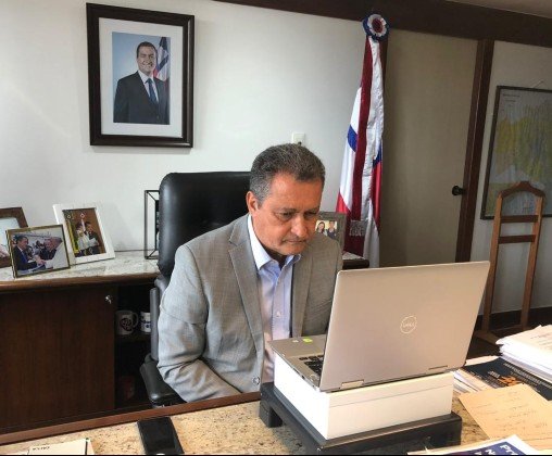 Rui diz que vai respeitar decisão de prefeitos de abrir comércio