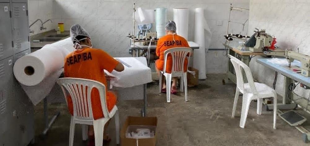 Detentos baianos já produziram mais de 8,3 mil máscaras para profissionais de saúde