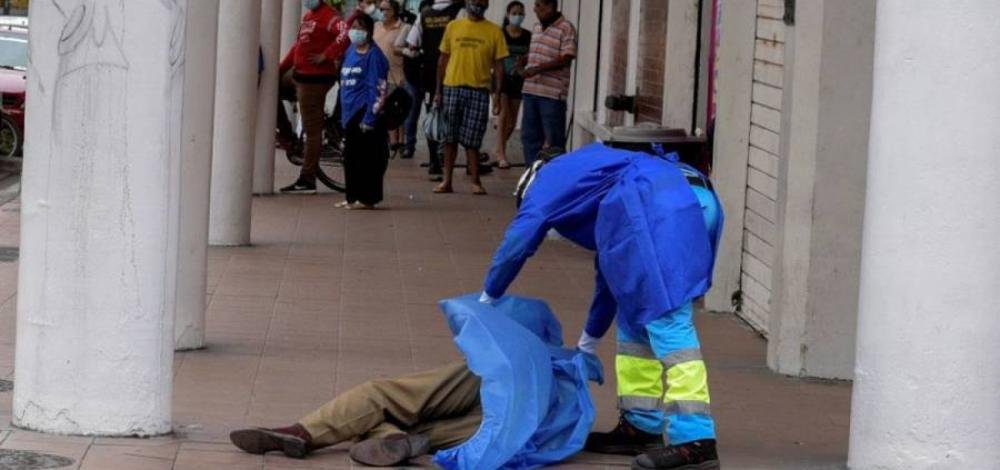 Coronavírus causa colapso funerário no Equador