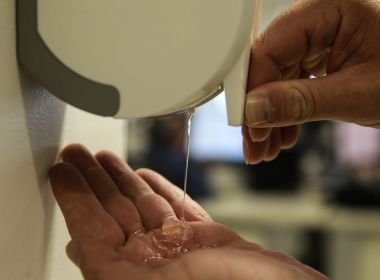 Bahia dobra número de casos da Covid-19 a cada 3 dias