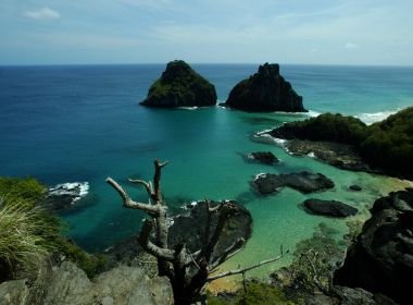 Governo de PE determina fechamento de Fernando de Noronha