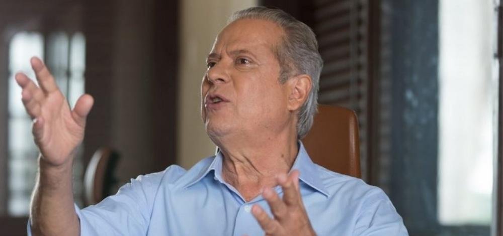 Dirceu deve se entregar à PF em Curitiba até as 16h de sexta-feira (17)