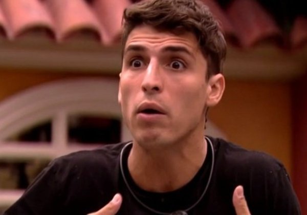 Advogada afirma que uma quarta mulher acusa Prior de estupro