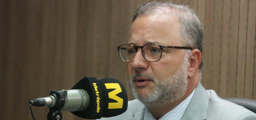 Número de casos de coronavírus cresce cerca de 10% por dia na Bahia, diz Sesab