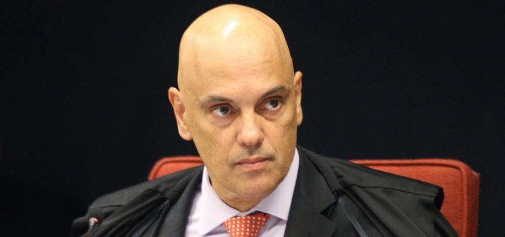 Alexandre de Moraes dá 5 dias para governo prestar informações sobre combate ao coronavírus