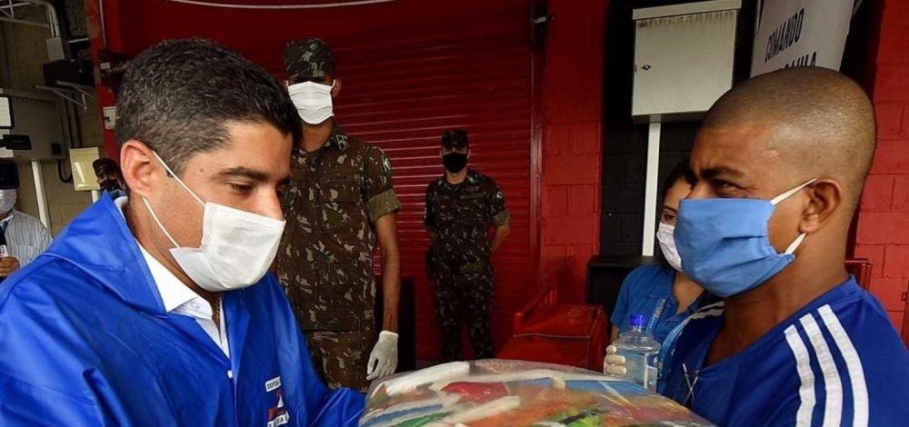 Prefeitura de Salvador anuncia compra de 3 milhões de máscaras para população