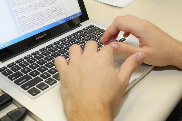 BA: 32% dos estudantes do ensino superior privado perderam emprego em meio à pandemia