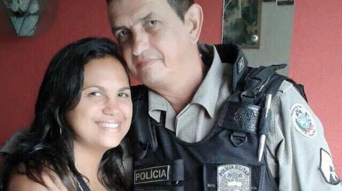Mulher que zombou do isolamento se arrepende após marido morrer de covid-19