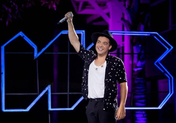 Safadão espera voltar para os palcos em outubro: ‘Parado a gente não pode ficar’