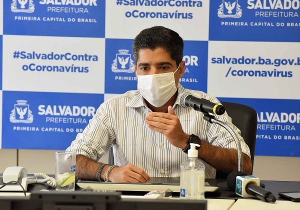 ACM Neto promete divulgar exame de coronavírus assim que sair resultado