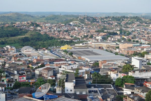 Prefeitura de Candeias decreta toque de recolher a partir desta quarta-feira (20)