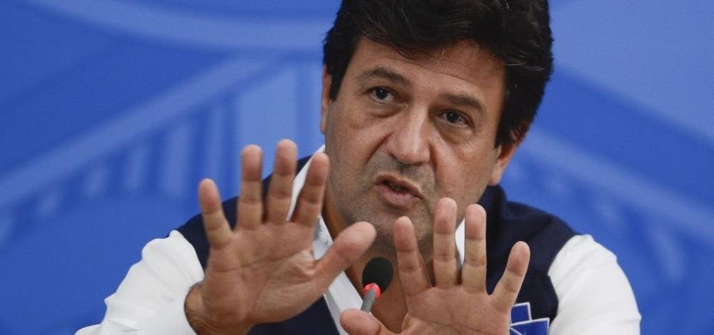 Mandetta diz que governo tentou alterar bula da cloroquina