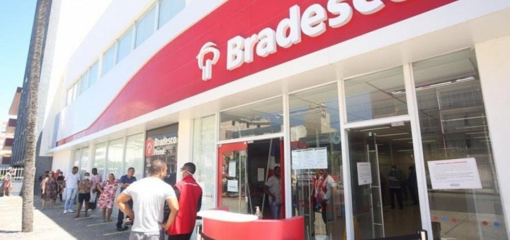 Sindicato dos Bancários da Bahia critica decisão da federação nacional de abrir bancos no feriadão