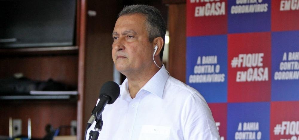 Rui Costa sanciona lei que antecipa feriados na Bahia