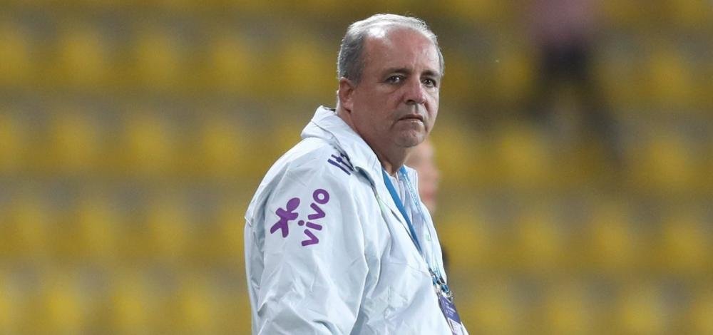 Ex-técnico do Vitória, Vadão morre aos 63 anos