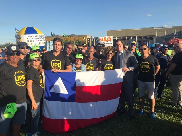 PRFs da Bahia participam de manifestação contra atual texto da Reforma da Previdência