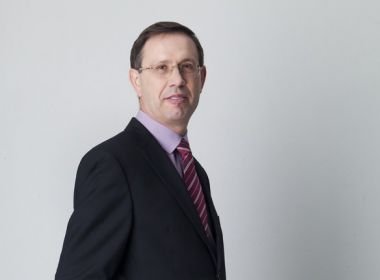 Empresário Carlos Wizard deixa governo após polêmica sobre contagem de mortos da Covid