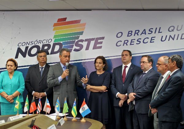 Estados e municípios recebem 1ª parcela do socorro de R$ 60 bilhões; Entre Rios (BA) fica de fora