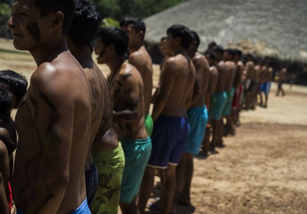 Mais de 2 mil indígenas foram contaminados e 82 morreram durante pandemia