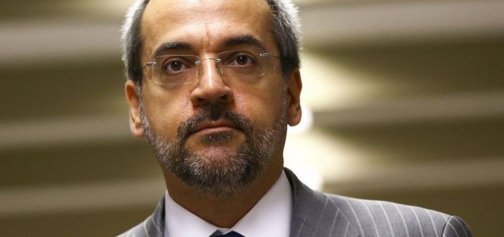 Weintraub anuncia saída do MEC e confirma ida para Banco Mundial; veja vídeo