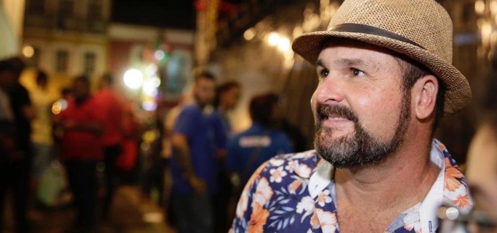 Banda Estakazero critica escolha por Léo Santana em especial de São João da Globo