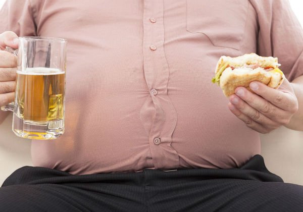 Sedentários podem ter sintomas mais intensos do coronavírus, diz pesquisa