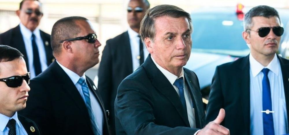Bolsonaro volta a defender reabertura do comércio