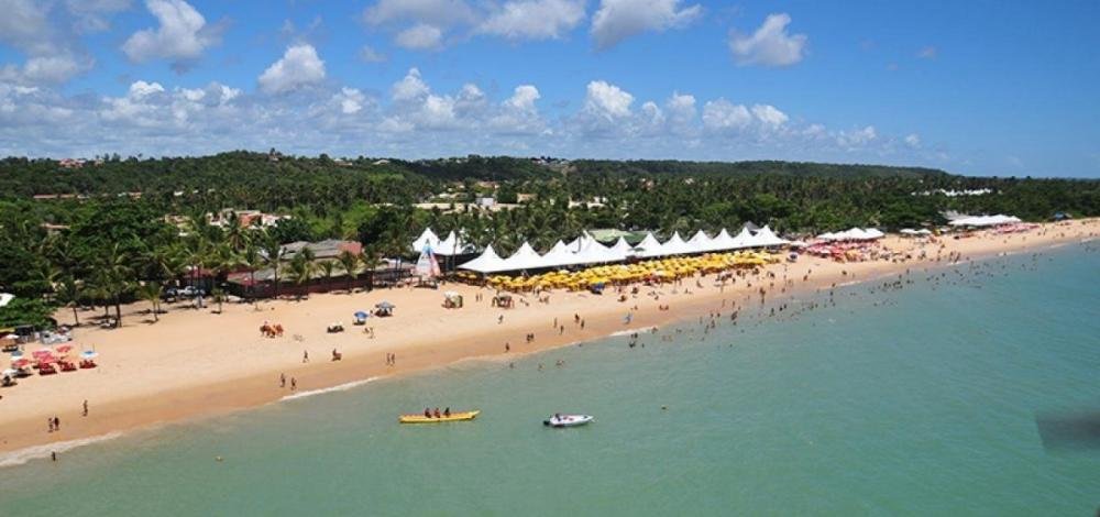 Porto Seguro autoriza acesso a praias e abertura de hotéis, bares e restaurantes a partir de julho