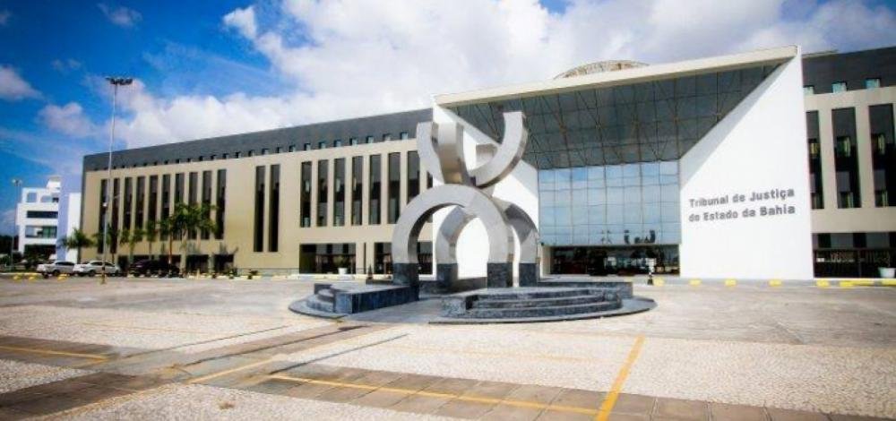 Em meio à pandemia, TJ-BA licita serviço de motorista para magistrados por quase R$ 12 mi