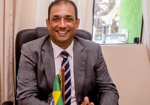 Prefeito de Ilhéus afirma que está curado do coronavírus