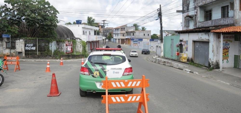Lauro de Freitas prorroga toque de recolher e amplia número de bairros em medidas restritivas