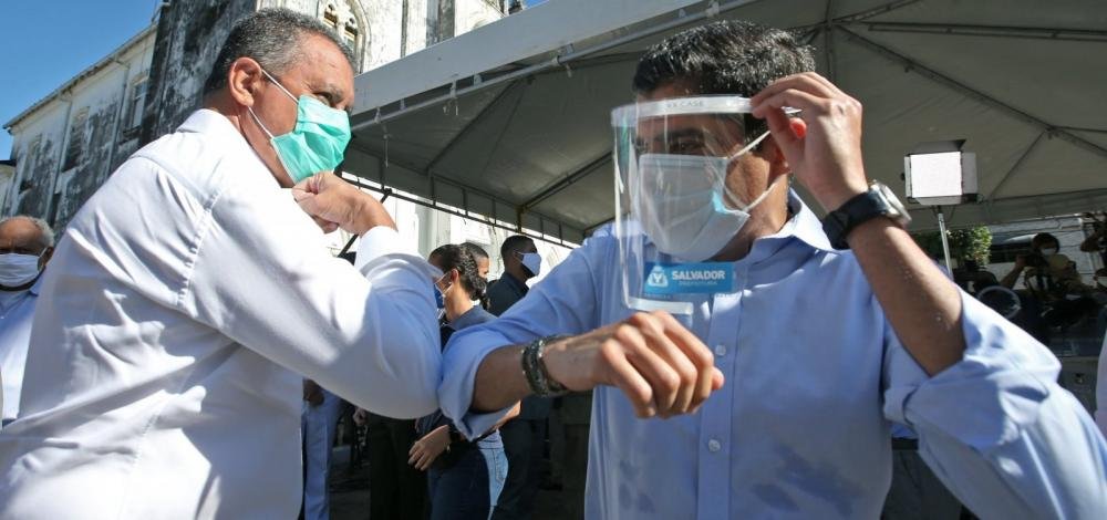 Rui e Neto participam de ato simbólico em homenagem ao Dois de Julho