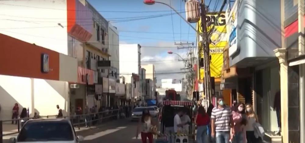 Bares e restaurantes reabrem hoje em Vitória da Conquista