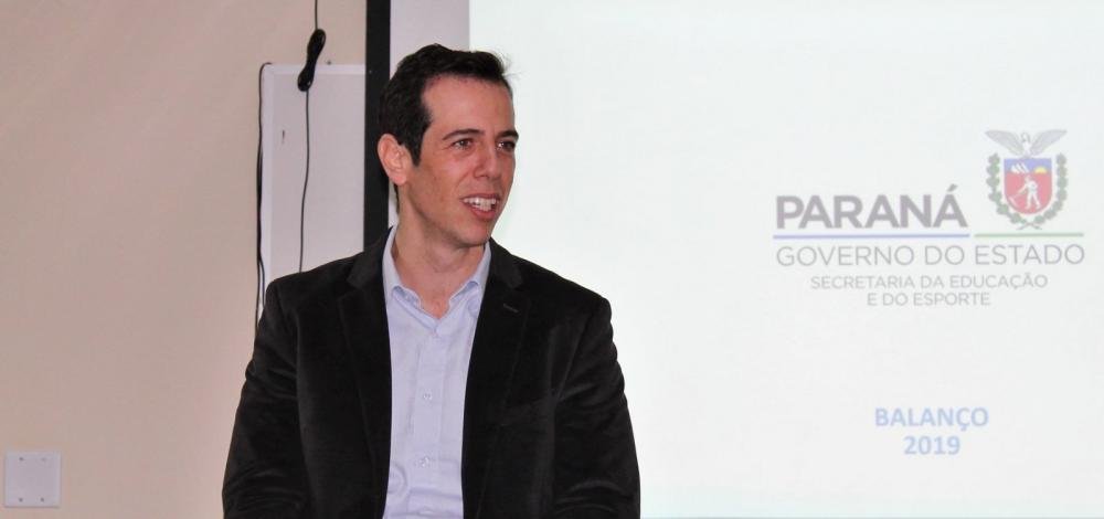 Renato Feder é escolhido por Bolsonaro para assumir Ministério da Educação