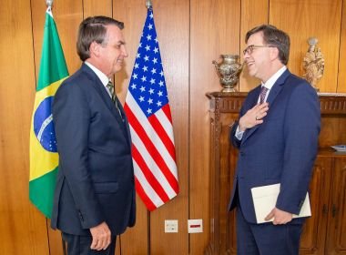 Após almoço com Bolsonaro, embaixador do EUA fará teste para Covid-19
