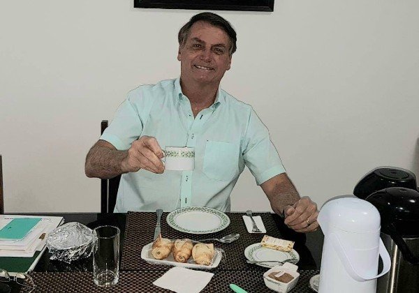 Bolsonaro faz dois exames cardíacos por dia para monitorar efeitos colaterais da cloroquina