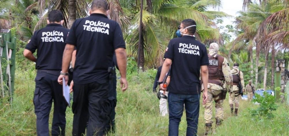 Reconstituição da morte do miliciano Adriano da Nóbrega envolve 50 policiais