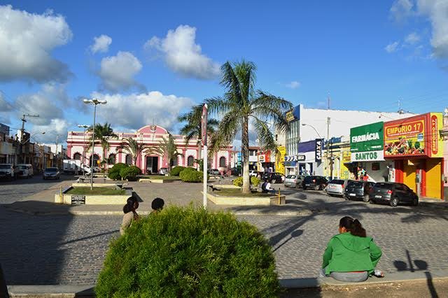 São Gonçalo dos Campos terá toque de recolher e horário de funcionamento do comércio alterado até dia 19